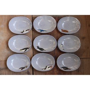 藤色の楕円の豆皿