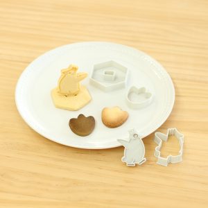 組み立てるクッキー型〔足跡付き〕（子）