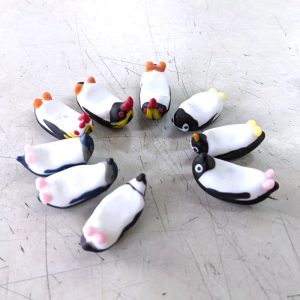 ころんとしたペンギンの箸置き